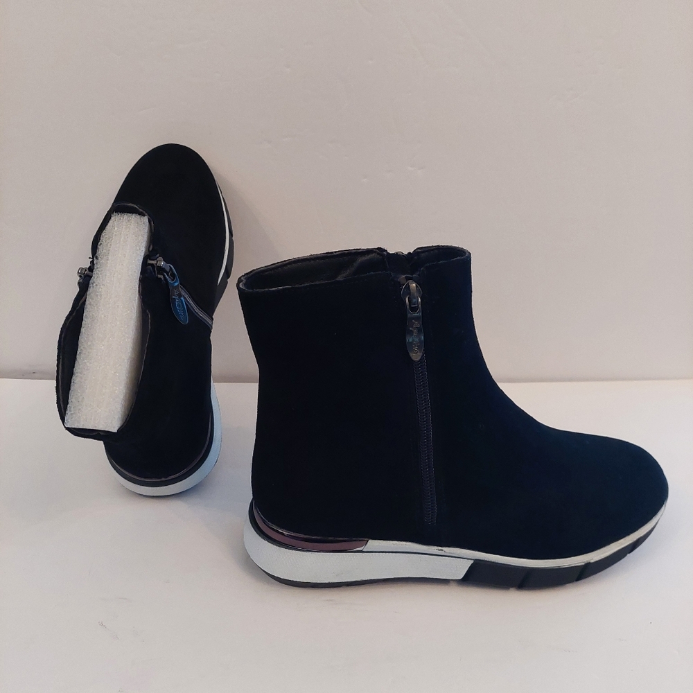 Aqua Diva Brax Black White Suede Ankle Boots Waterproof AD1484 Womens 38/7.5-8